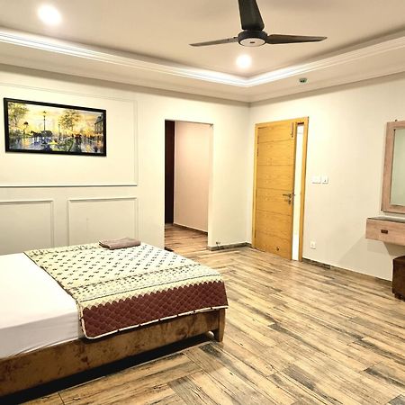 Executive Apartments In Bahria Heights 拉瓦尔品第 客房 照片
